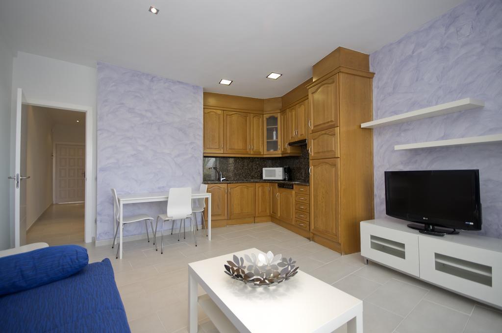 Apartmán Inmosantos Oasis E3 Roses Pokoj fotografie